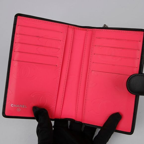 Compact Wallet - Picture 8 of 10